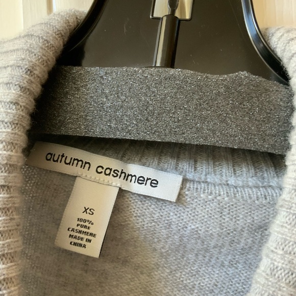 BEAUTIFUL NEW AUTUMN GRAY CASHMERE MULTI STRIPED BRETON CASHMERE SWEATER - Picture 4 of 16